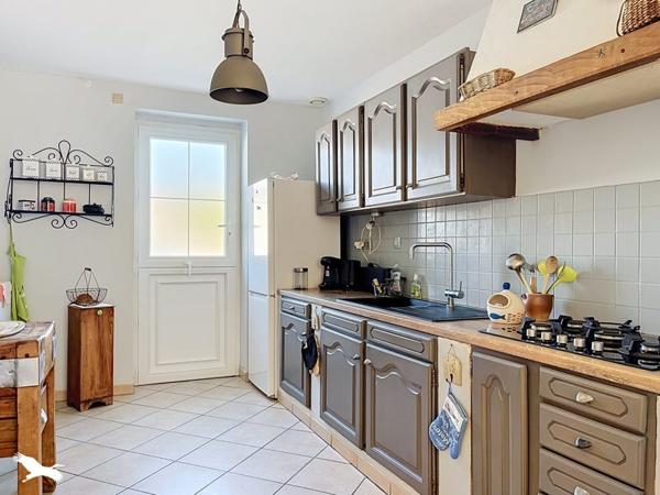 Maison à vendre 199 900 € Marennes 4 p 96 m² DPE E