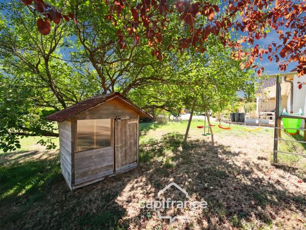Maison de plain-pied, 3 chambres, au calme, jardin aménagé - proche de LOUHANS (71)