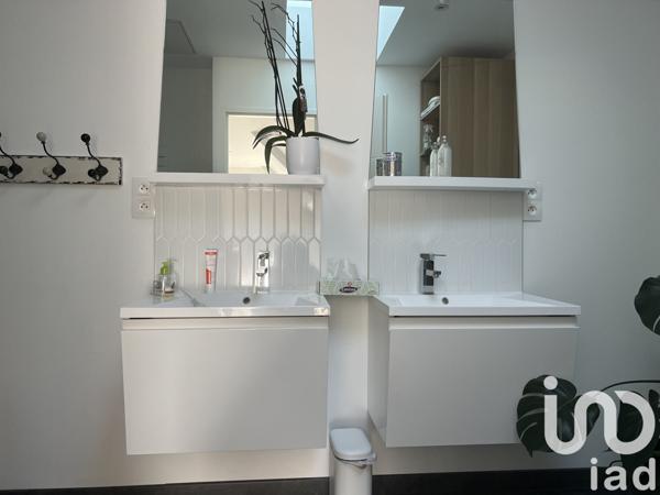 Maison 6 pièces de 160 m² à Vouvray (37210)