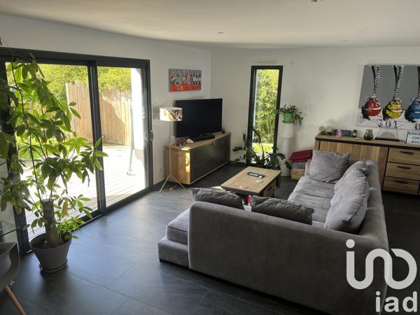 Maison 6 pièces de 160 m² à Vouvray (37210)