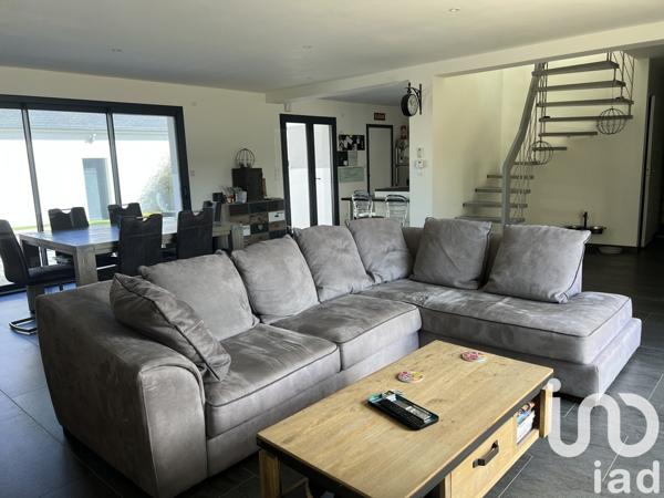 Maison 6 pièces de 160 m² à Vouvray (37210)