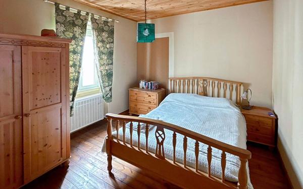 Maison à vendre    4 pièces • 103 m2 Périgueux