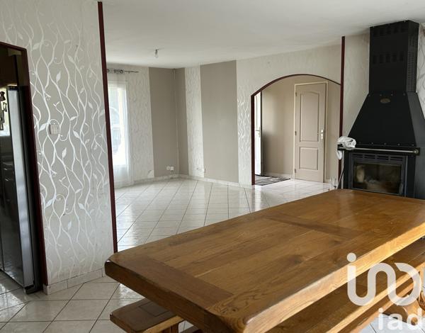 Maison de campagne 6 pièces de 120 m² à Chaillac (36310)