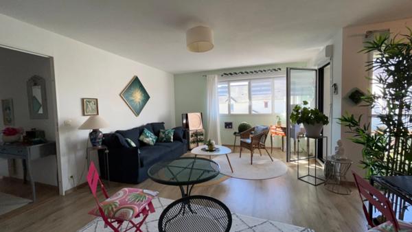 Appartement à vendre 3 pièces et double garage VANNES (56)