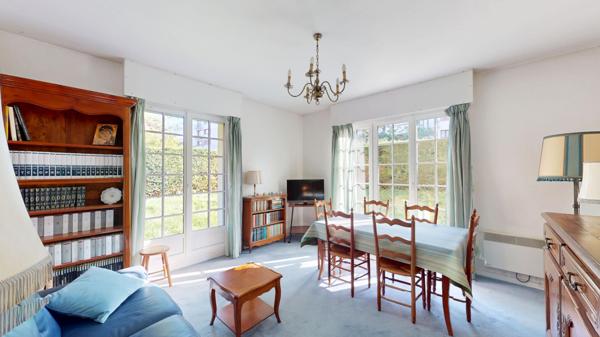 CENTRE VILLE - PARKING - BELLES PRESTATIONS - Appartement Chatenay Malabry 2 pièces 45.75 m2