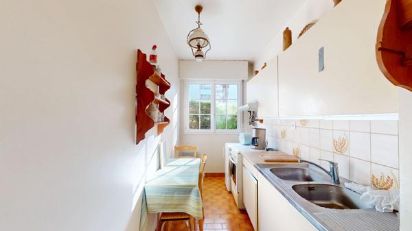 CENTRE VILLE - PARKING - BELLES PRESTATIONS - Appartement Chatenay Malabry 2 pièces 45.75 m2