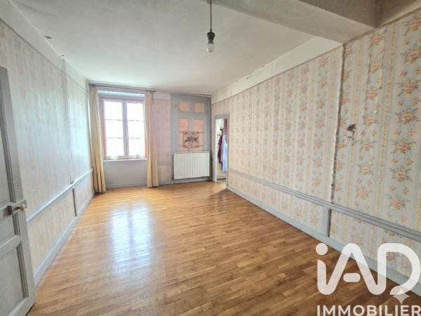 Maison à vendre 8 pièces 355 m² Saint-Just-en-Chevalet