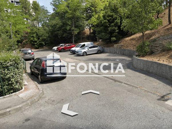 Location Parking - AVENUE BEAU PLAN PROLONGEE Marseille 13013