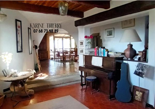 Maison de charme aux portes des Cévennes ?