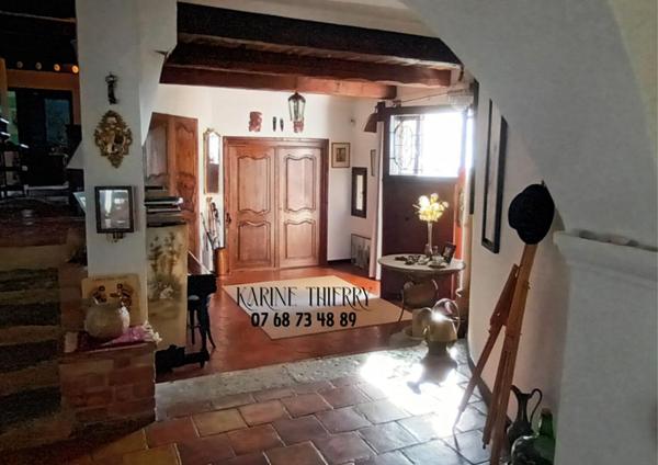 Maison de charme aux portes des Cévennes ?