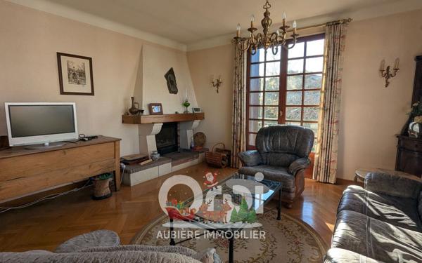 Maison à vendre    6 pièces • 186,56 m2 Cournon-d'Auvergne