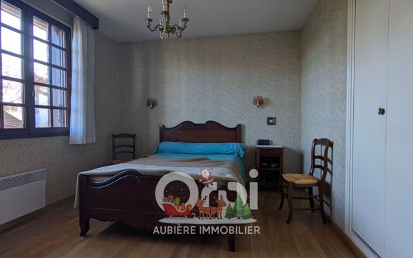 Maison à vendre    6 pièces • 186,56 m2 Cournon-d'Auvergne