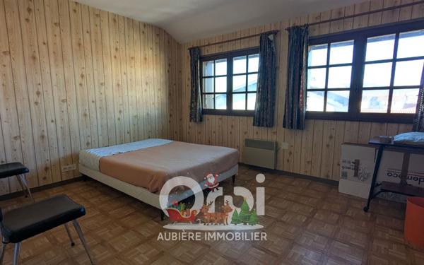 Maison à vendre    6 pièces • 186,56 m2 Cournon-d'Auvergne