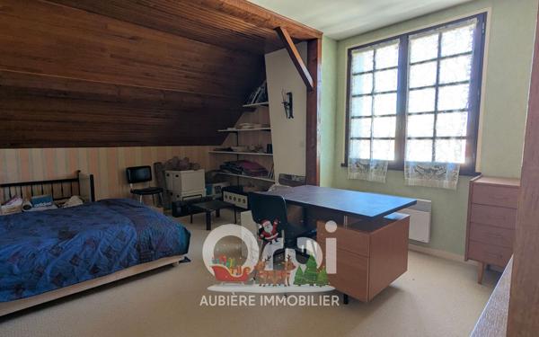 Maison à vendre    6 pièces • 186,56 m2 Cournon-d'Auvergne