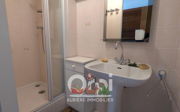 Maison à vendre    6 pièces • 186,56 m2 Cournon-d'Auvergne