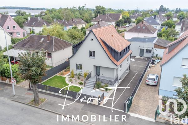 Maison 10 pièces de 236 m² à Colmar (68000)