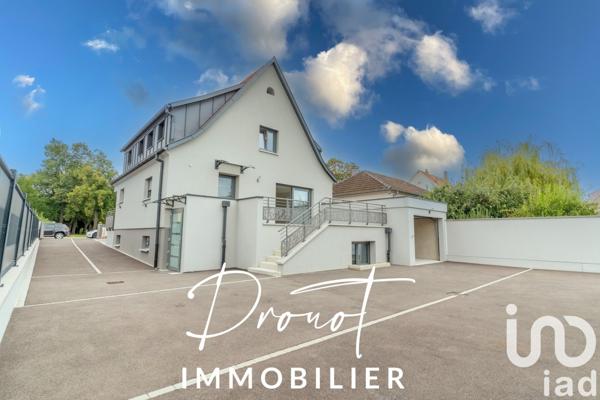 Maison 10 pièces de 236 m² à Colmar (68000)