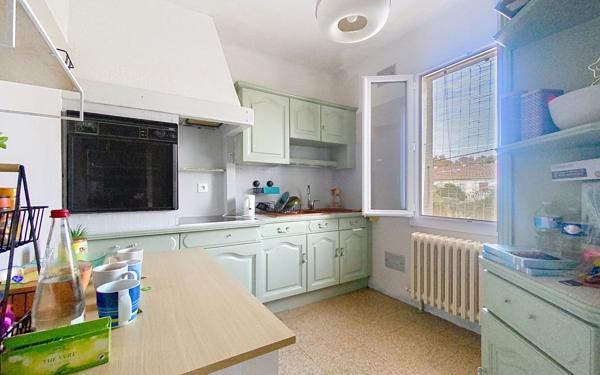 Maison à vendre    5 pièces •  Avignon