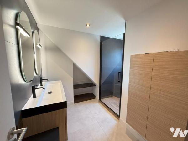 À vendre – Maison de caractère à Larmor-Plage, quartier Toulhars