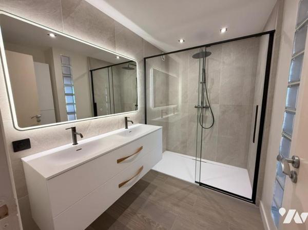 À vendre – Maison de caractère à Larmor-Plage, quartier Toulhars