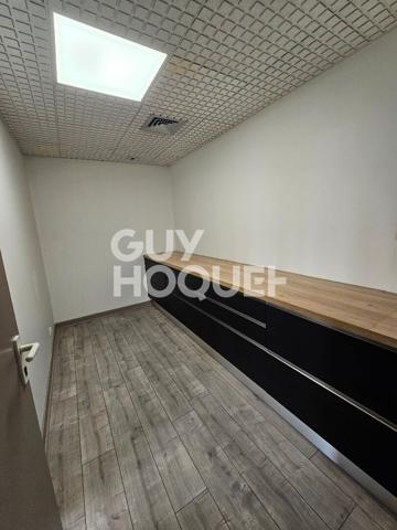 Bureaux à louer - 46 m² - Réf. 3663 - Guy Hoquet Perpignan Centre