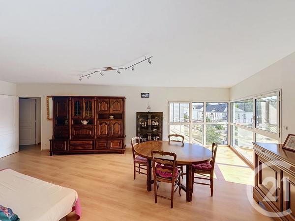 Appartement T4 à vendre  4 pièces - 96,98 m 2   LANNION  - 22