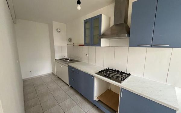 Appartement à vendre    2 pièces • 52 m2 Noisy-le-Grand