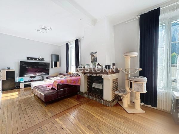 A vendre Maison Centre ville de Dreux, 5min à pieds gare, écoles, commerces, parking