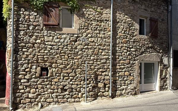 Maison à vendre    3 pièces •  Joyeuse