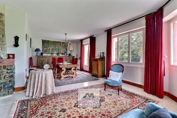LE BOUSCAT proche Caudéran et tram D, à vendre maison de plain-pied sur une parcelle 712 m2