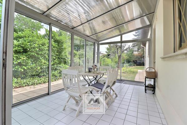 LE BOUSCAT proche Caudéran et tram D, à vendre maison de plain-pied sur une parcelle 712 m2