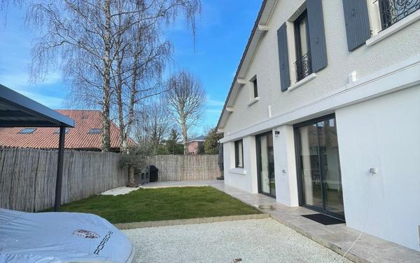 Maison à vendre    4 pièces • 101,40 m2 La Varenne - Saint-Maur-des-Fossés
