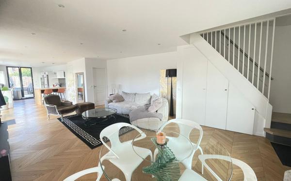 Maison à vendre    4 pièces • 101,40 m2 La Varenne - Saint-Maur-des-Fossés