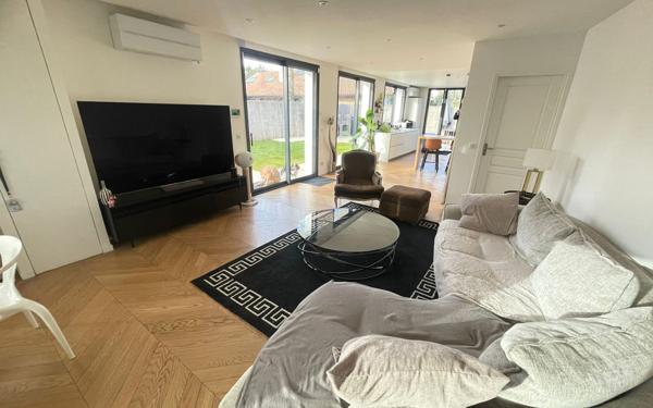 Maison à vendre    4 pièces • 101,40 m2 La Varenne - Saint-Maur-des-Fossés