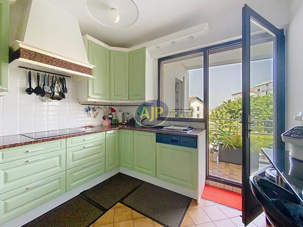 Biens de prestige à vendre Biarritz : appartement 840 000€ - AJP Mateille Immobilier Biarritz