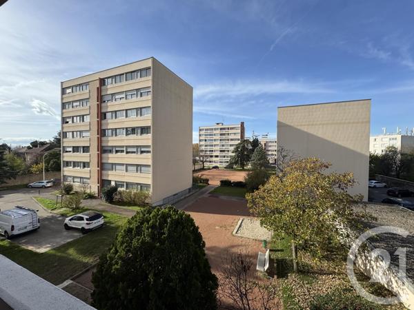 Appartement T4 à vendre  5 pièces - 100,67 m 2   LYON  - 69009
