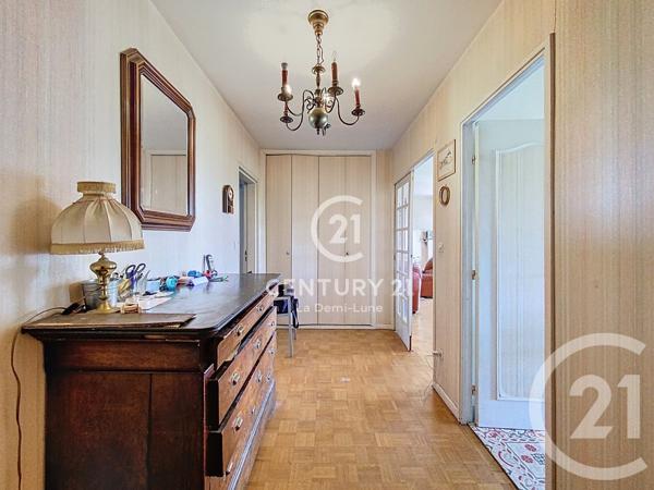 Appartement T4 à vendre  5 pièces - 100,67 m 2   LYON  - 69009