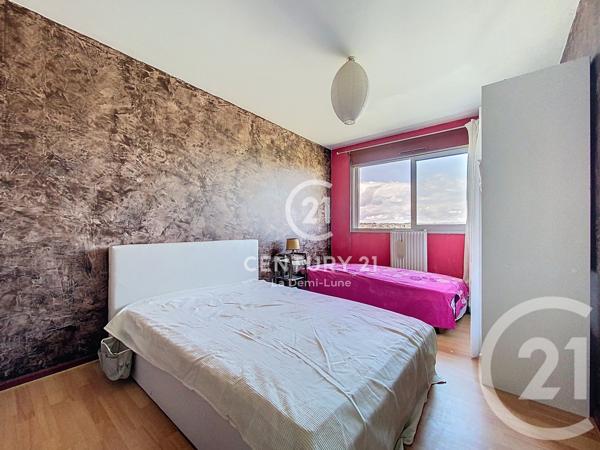Appartement T4 à vendre  5 pièces - 100,67 m 2   LYON  - 69009