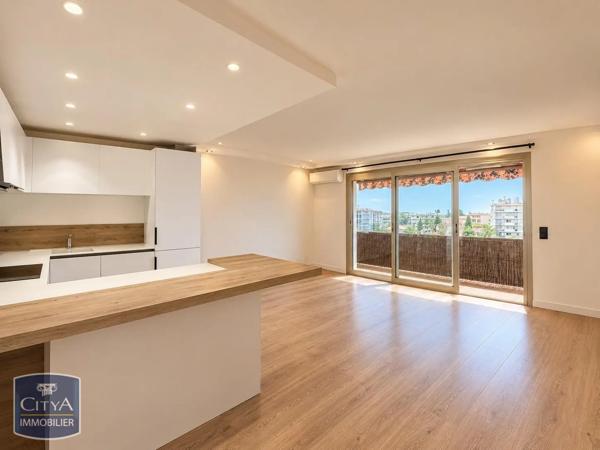 Appartement à louer 3 pièces 61.4m² Le Cannet (06110)