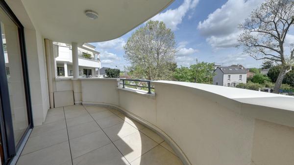 Appartement Bry Sur Marne 2 pièce(s) résidence de standing avec ascenseur