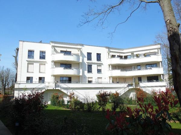 Appartement Bry Sur Marne 2 pièce(s) résidence de standing avec ascenseur