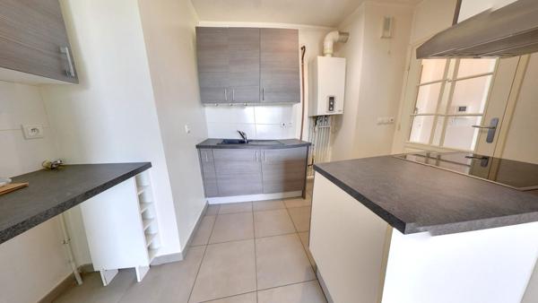 Appartement Bry Sur Marne 2 pièce(s) résidence de standing avec ascenseur