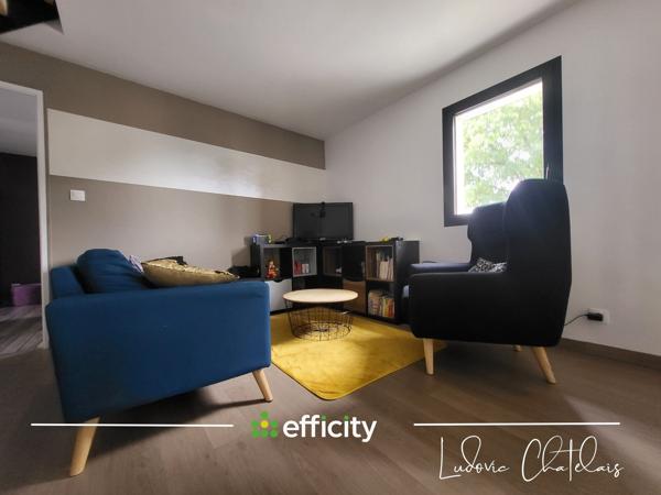 Maison
         7 pièces
        - 202 m² 499 800 € *