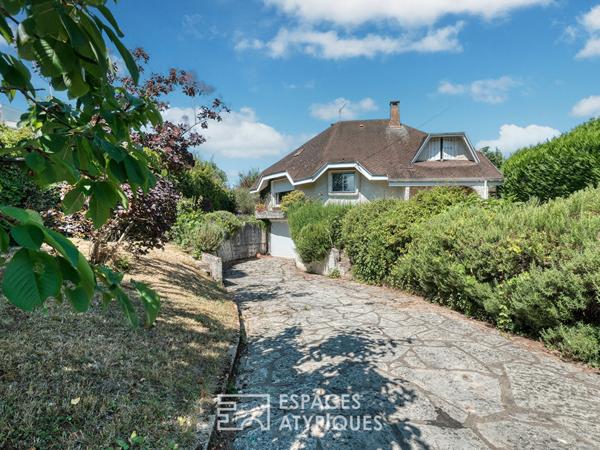 Maison d’architecte des années 70 à rénover