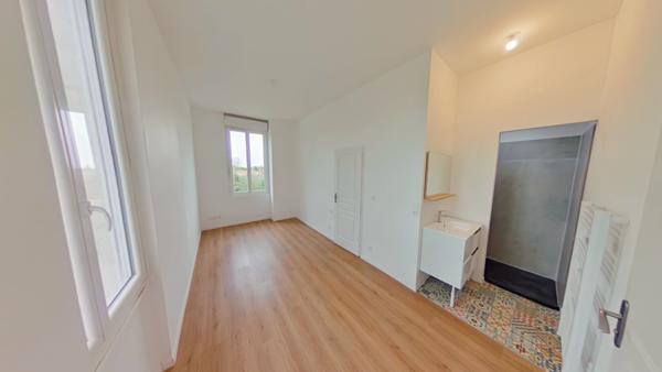 33440  SAINT LOUIS DE MONTFERRAND- Appartement 3 pièce(s)  à vendre31,54m2