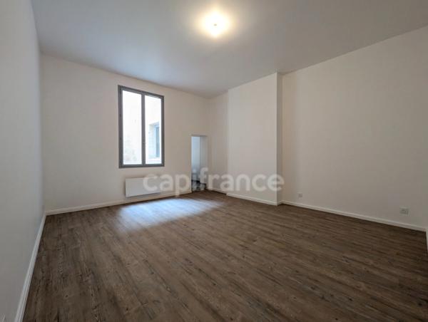 Appartement rénové à louer 2 pièces - Studio - BORDEAUX (33) - RUE CARPENTEYRE