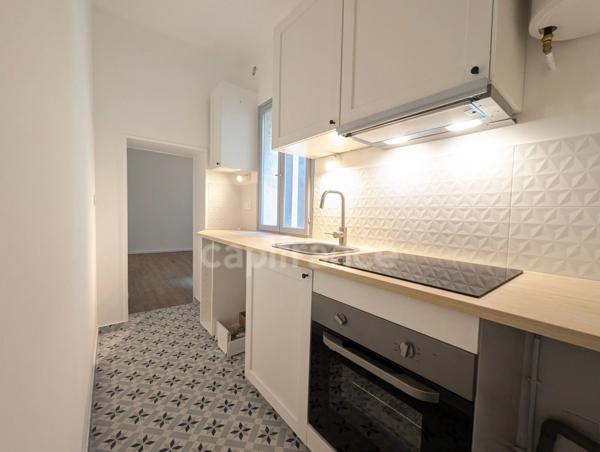 Appartement rénové à louer 2 pièces - Studio - BORDEAUX (33) - RUE CARPENTEYRE