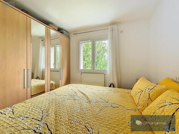 Appartement à vendre à Ferney-Voltaire dans l'Ain (01210), ref : 01047-693