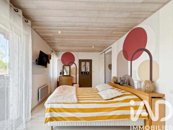 Maison à vendre 7 pièces 195 m² Sainte-Suzanne-et-Chammes