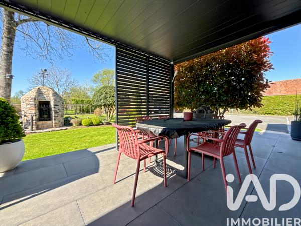 Maison à vendre 7 pièces 195 m² Sainte-Suzanne-et-Chammes